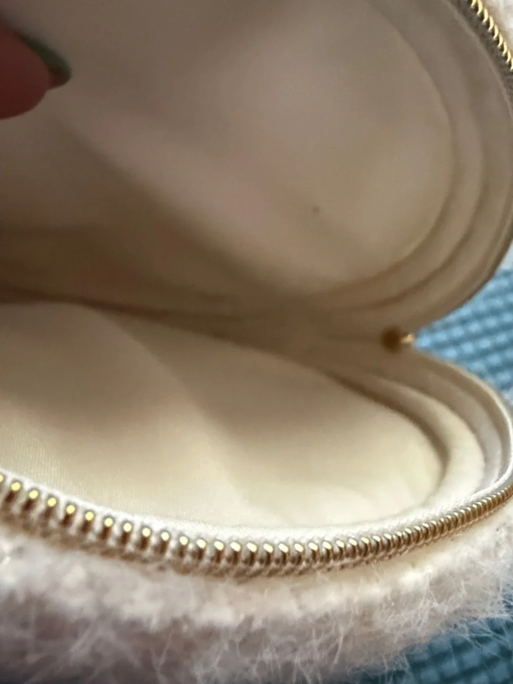 CHANEL Cream Round Cosmetic Pouch with Gold Logo - Picture 10 of 13